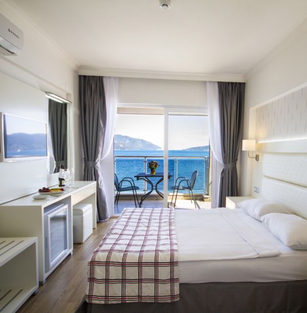 Yunus Otel Jolly