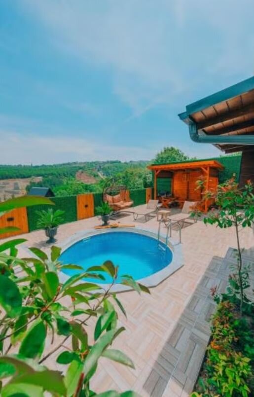 Suit Bungalov
