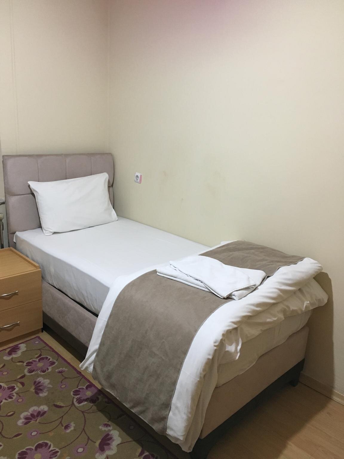 Uygun Otel