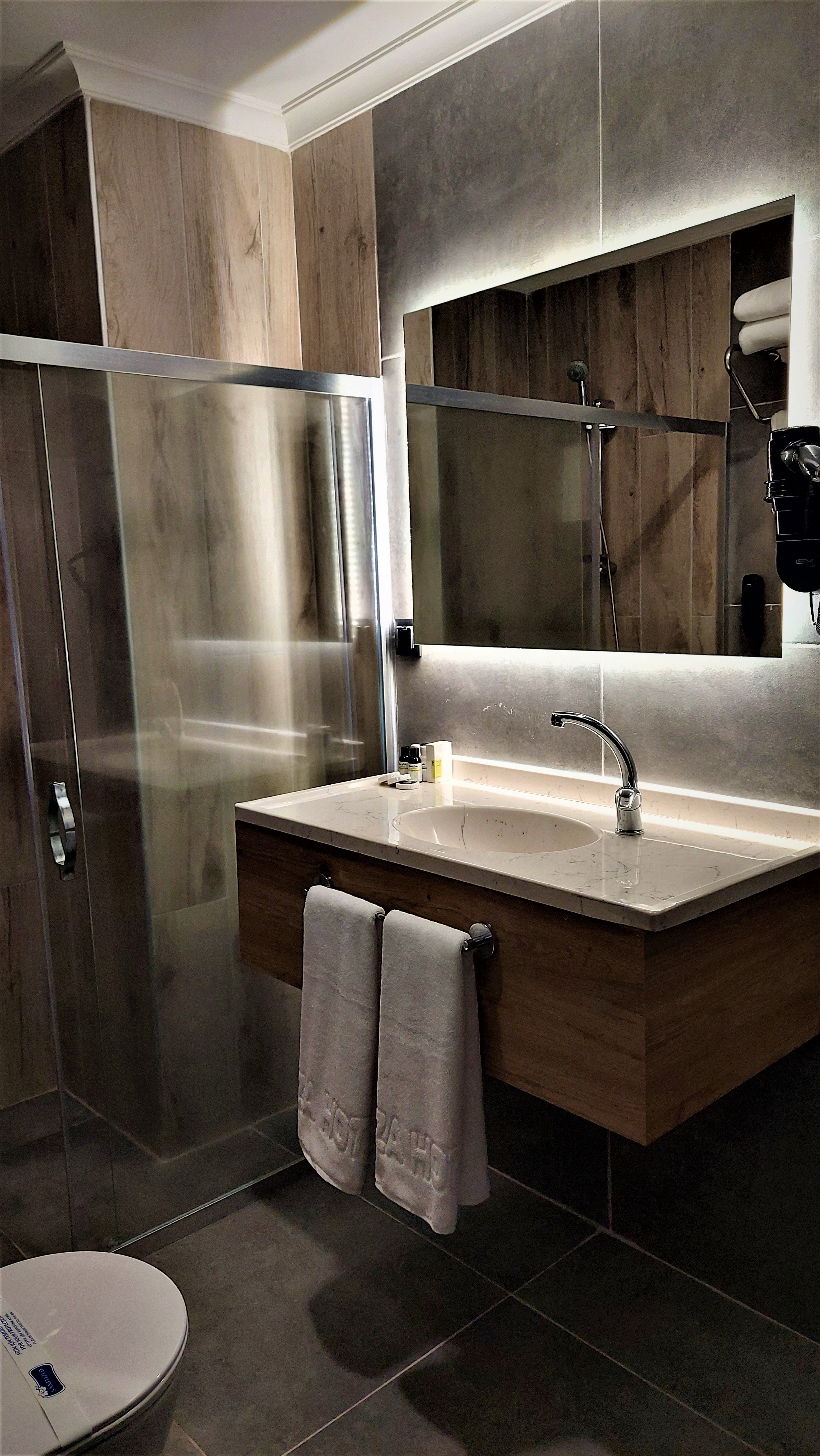 Koza Hotel · 24