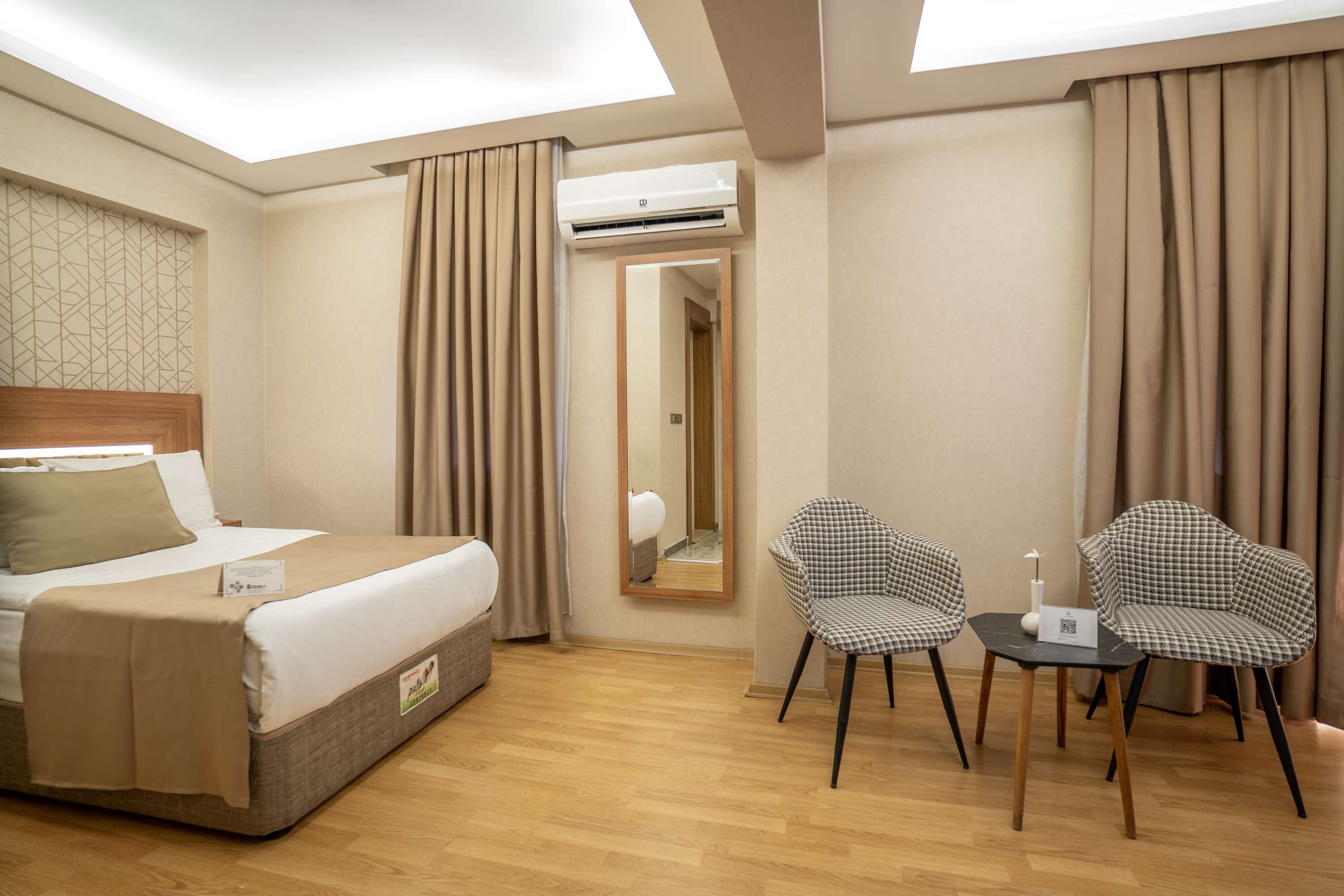 Uğurlu Hotel · 12