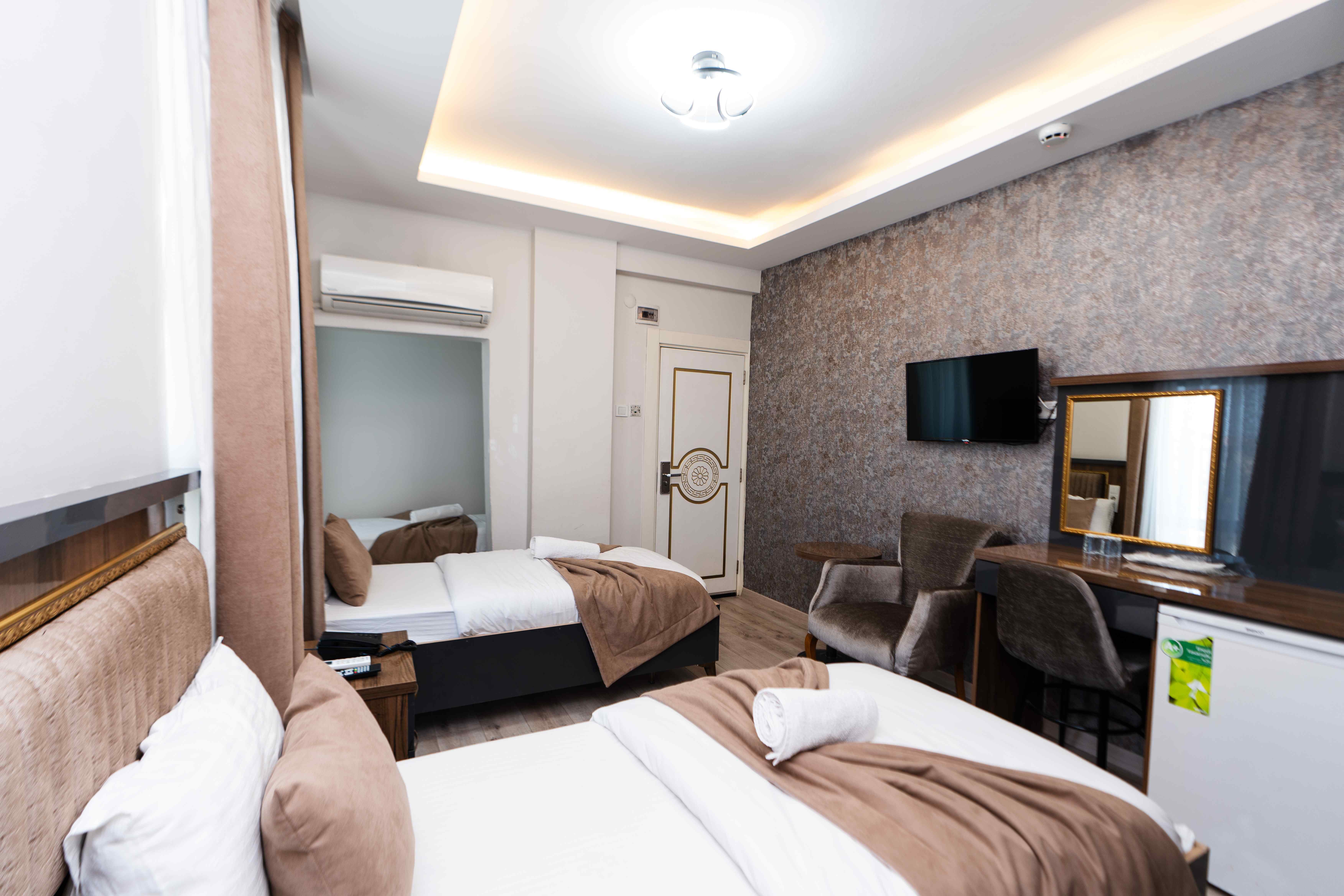 Grand Diamond Hotel · 18
