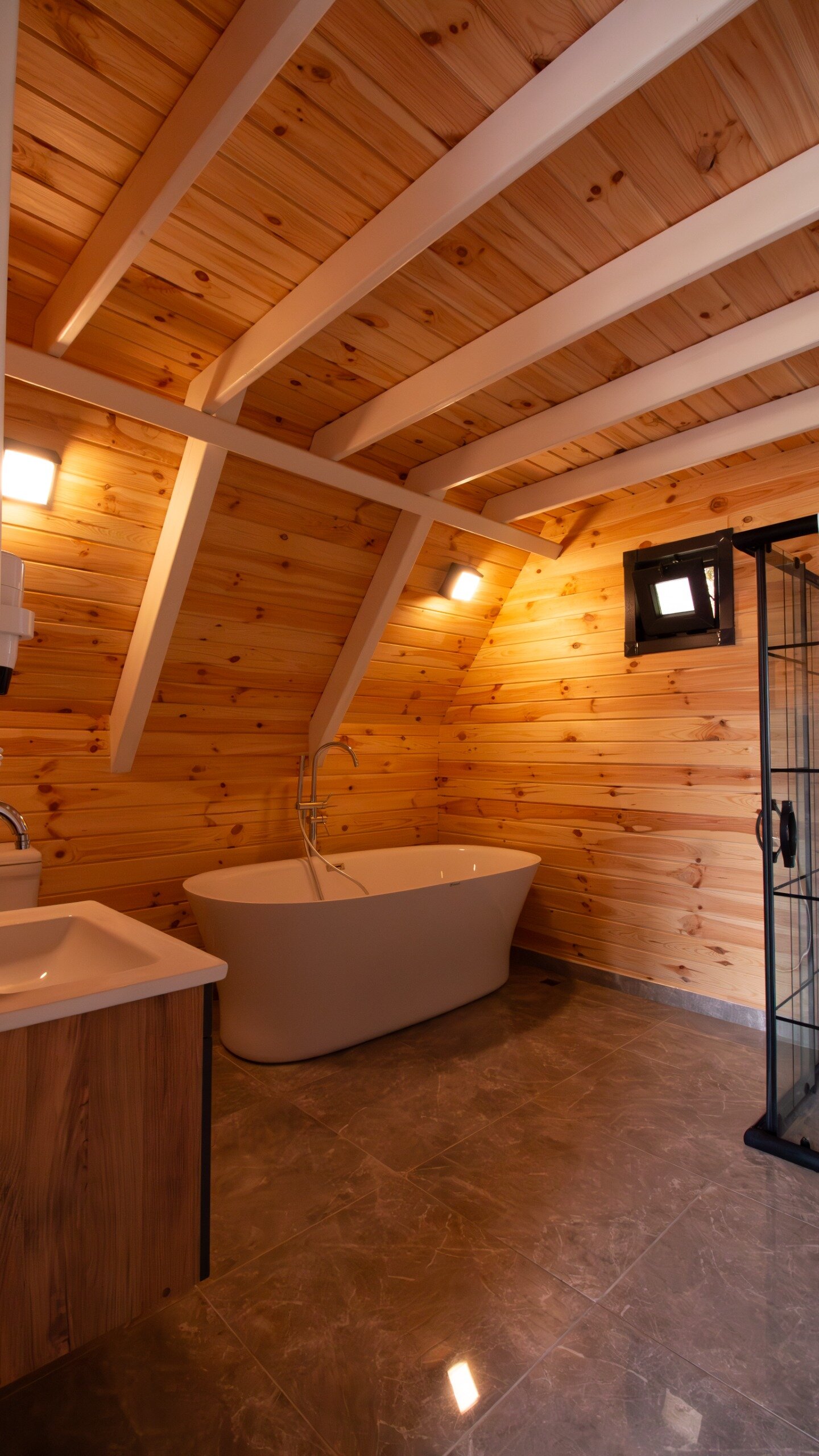 Premium Suit Havuzlu Bungalov