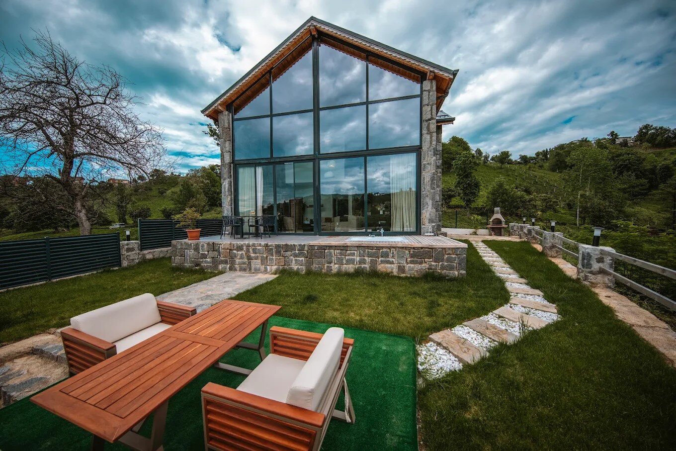 Sky Line Villa