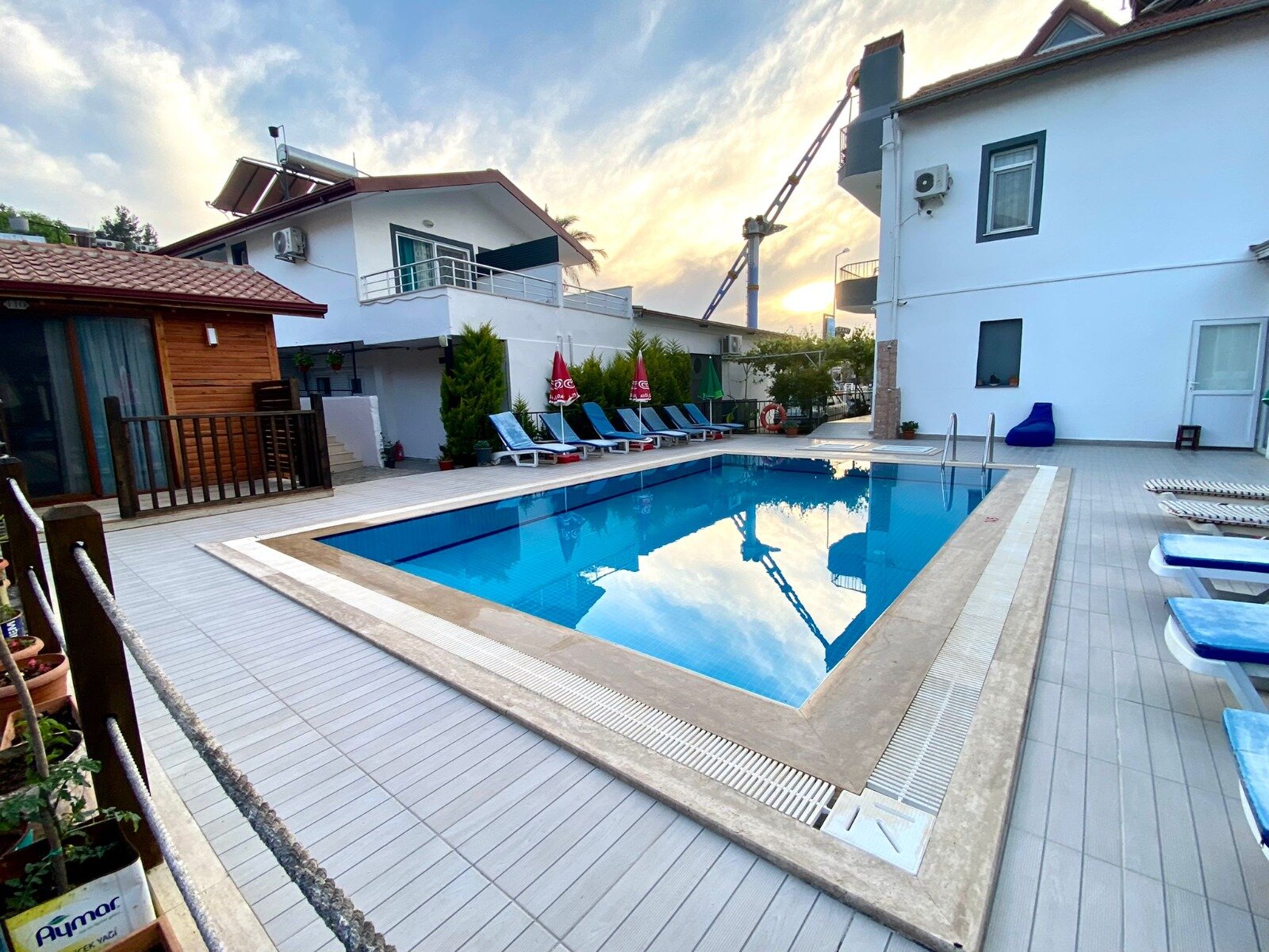 Dinç Otel