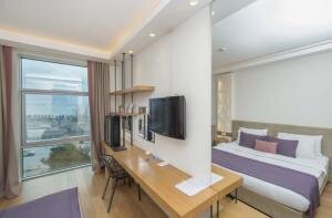 Wes Hotel · 23
