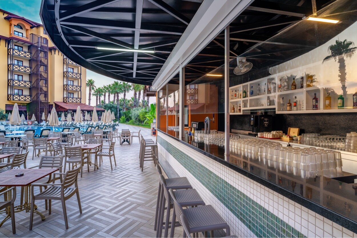 Villa Side Hotel · 12