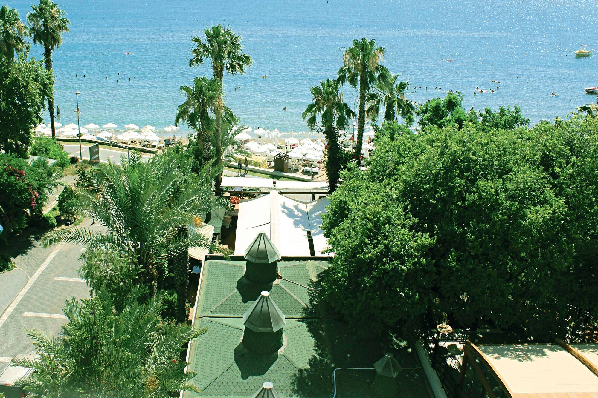 Side Bay Hotel
