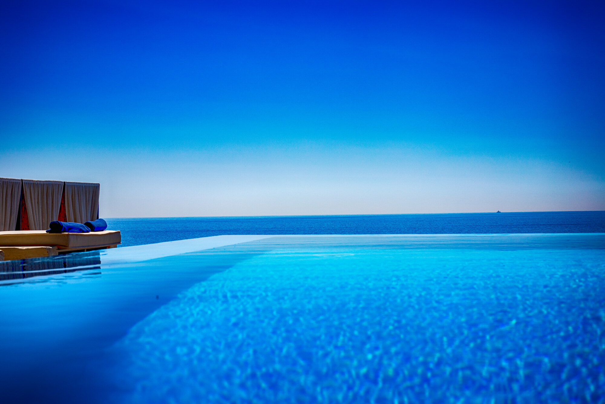 Nautical Hotel Rezervasyon