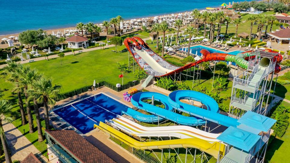 Crystal Tat Beach Golf Resort & Spa