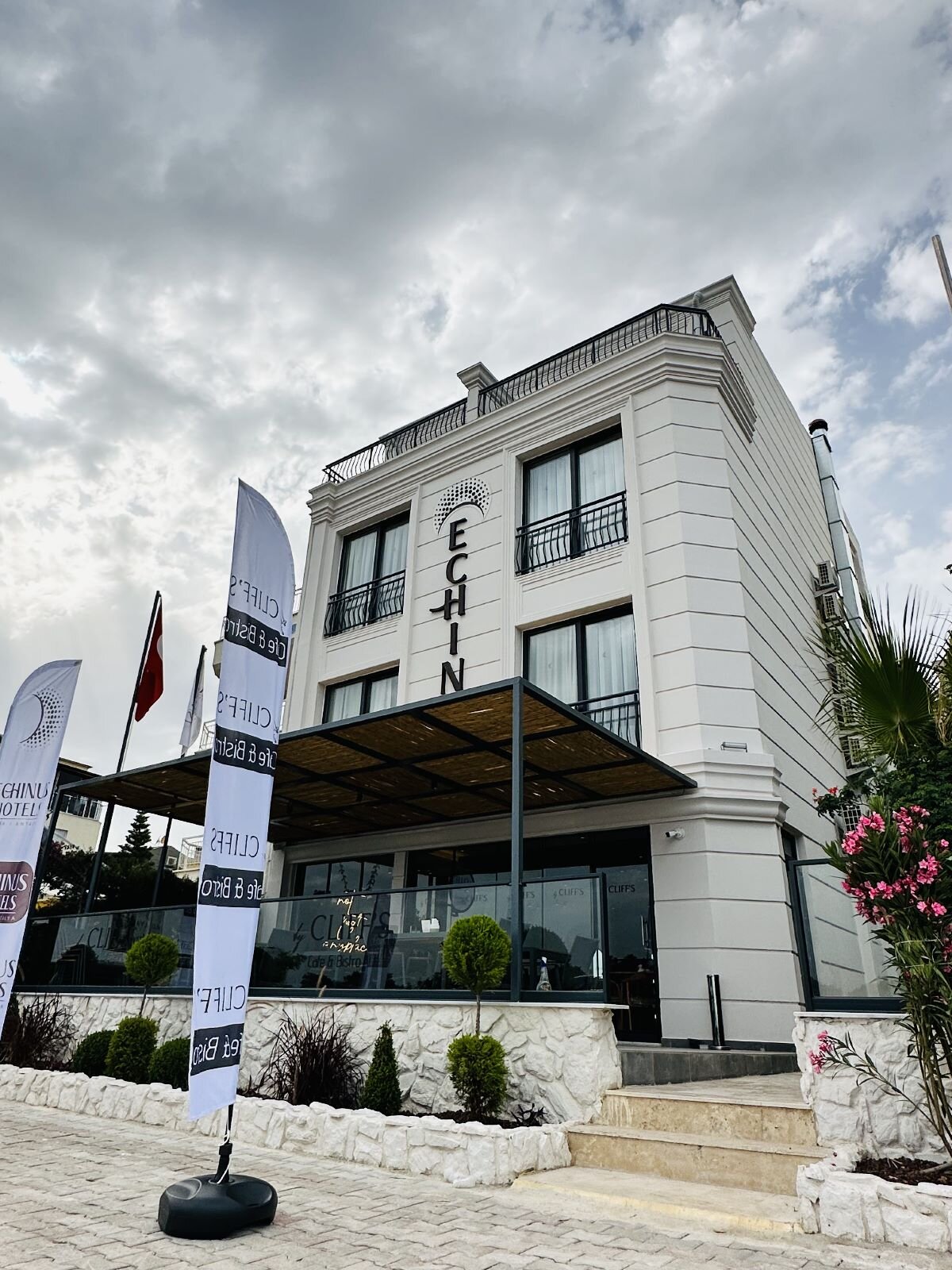 Echinus Hotels