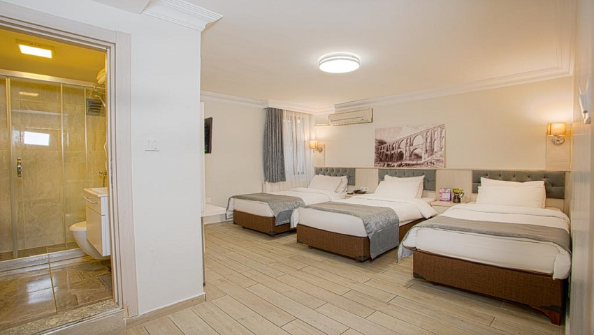 Standard Room (3 Person)