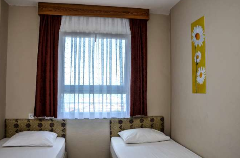 Apart Otel Ege