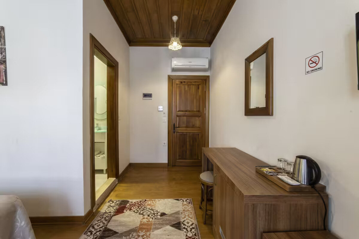 Armistis Hotel