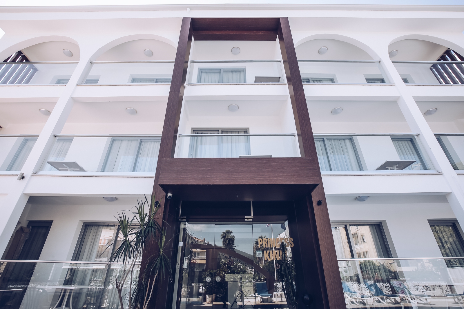 Princess Kinli Suites Hotel