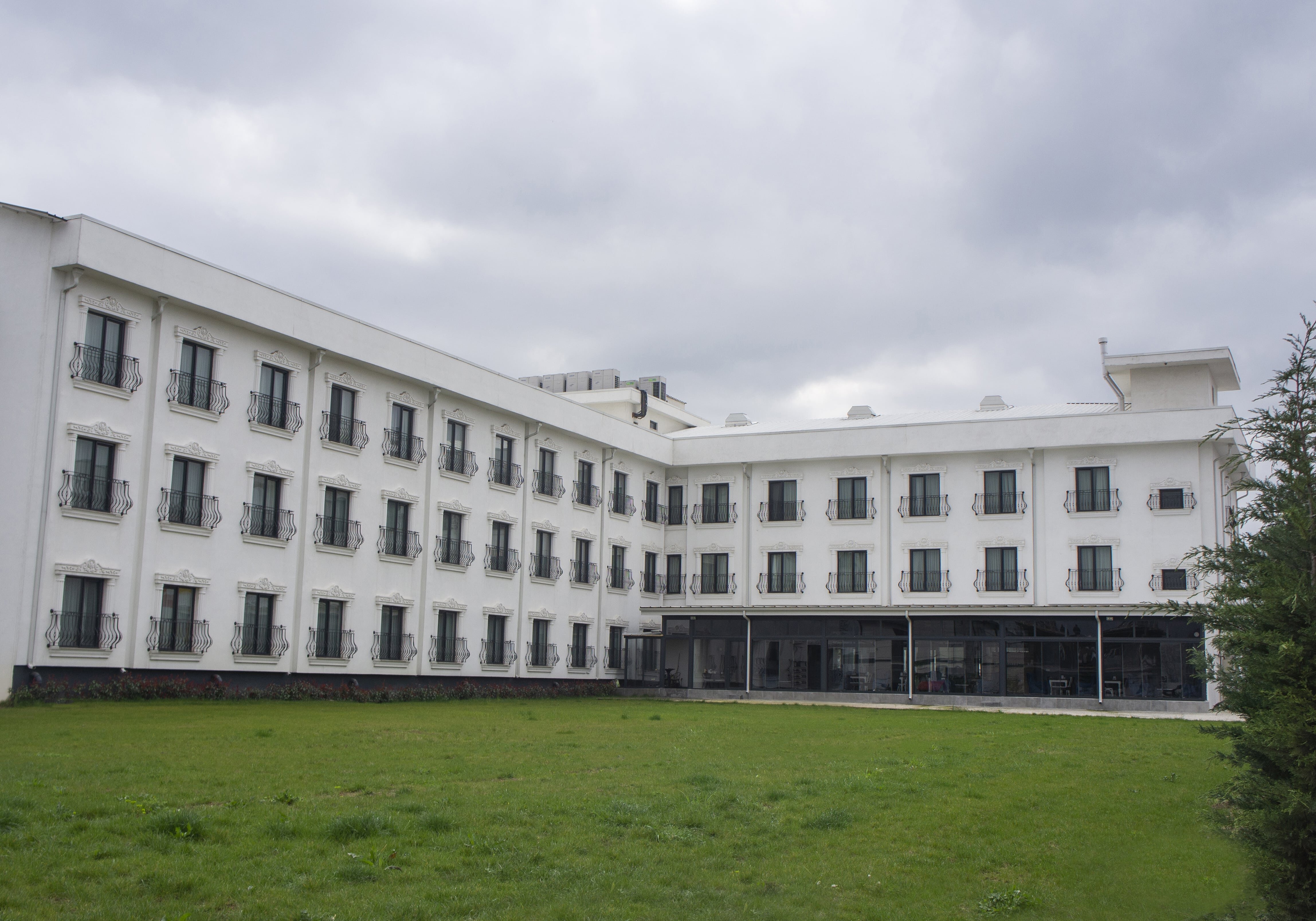 Sakarya Hotel · 4