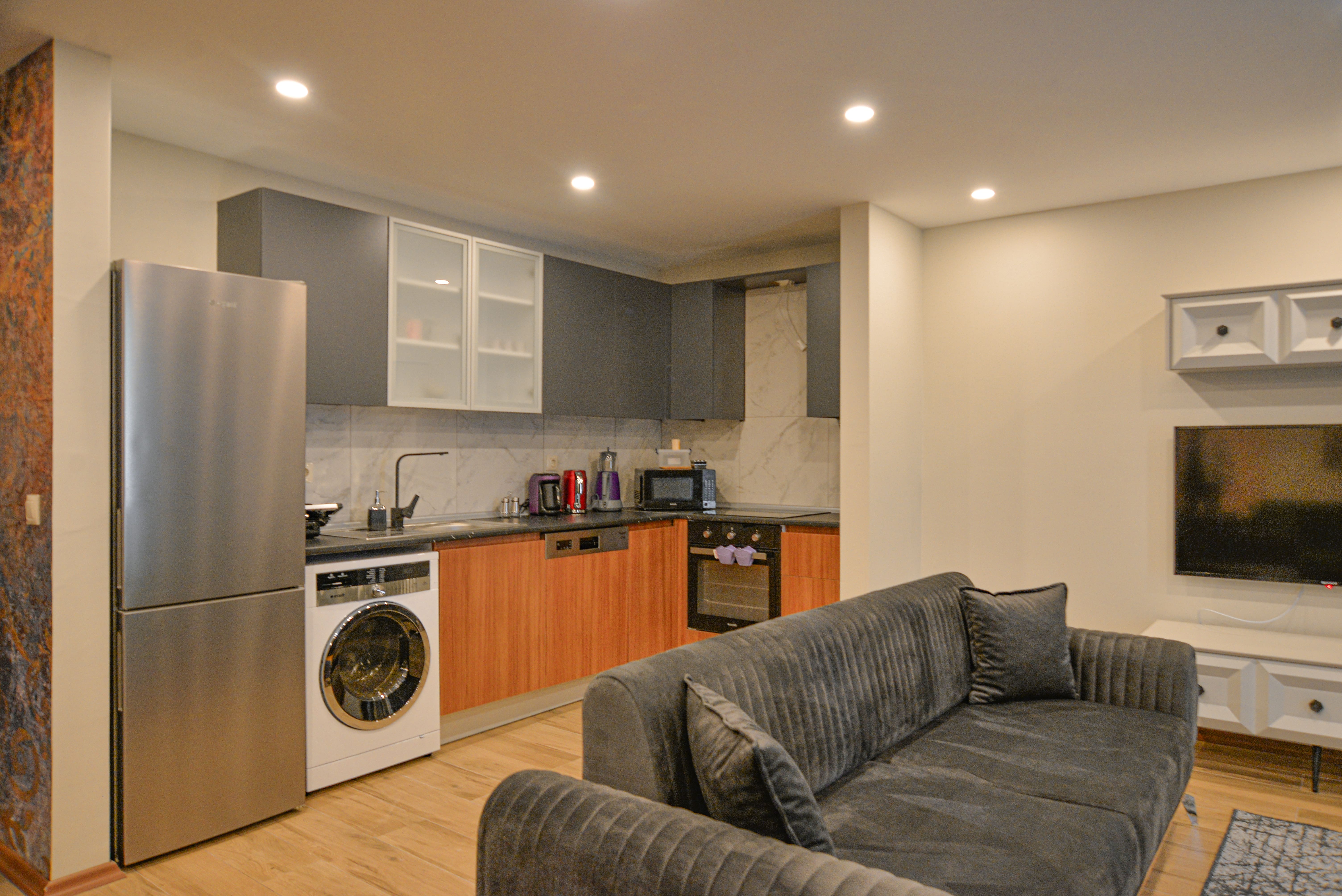 Deluxe Apartment Flat Room, Pool View (Balcony)