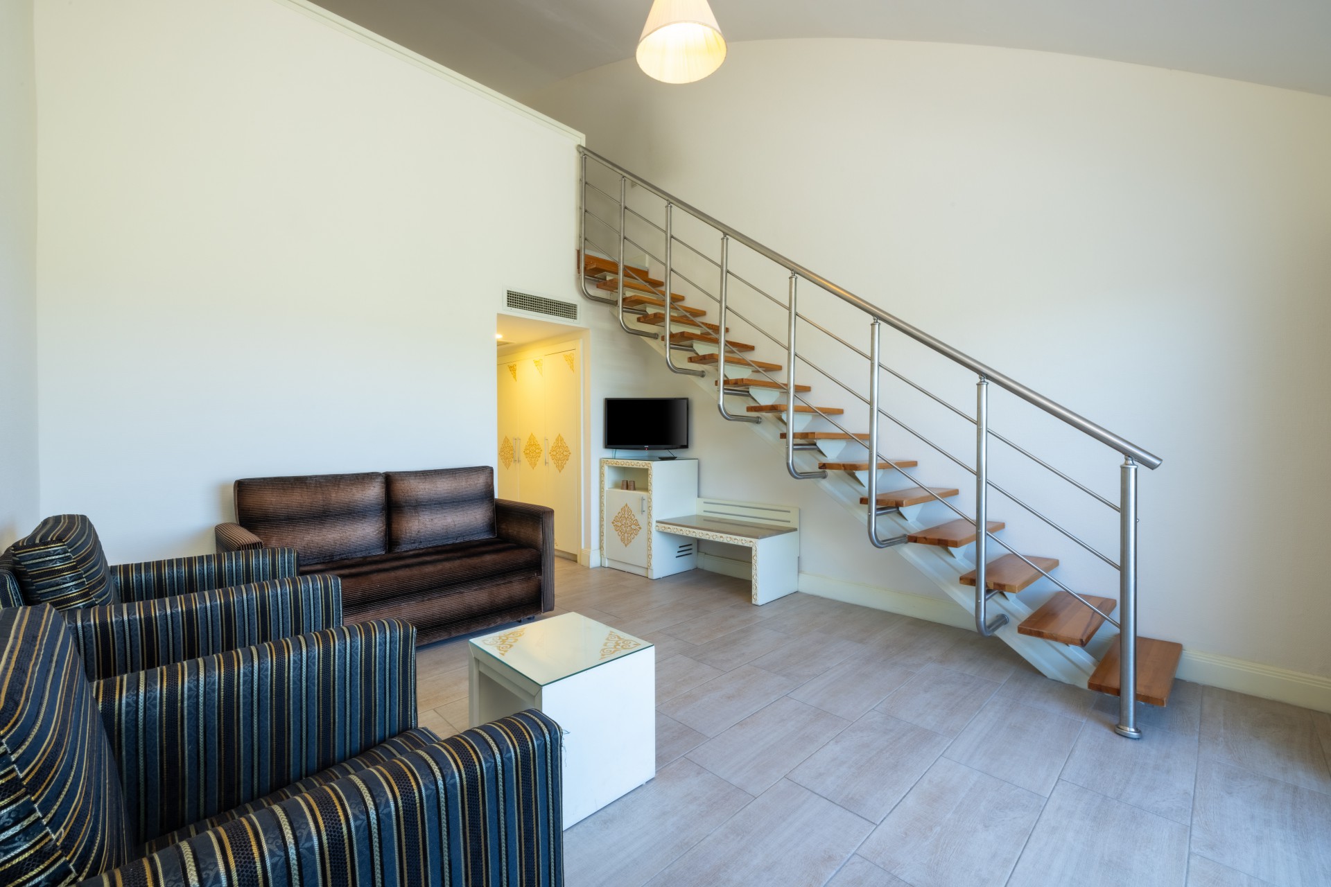 Crystal Admiral Resort Suites & Spa