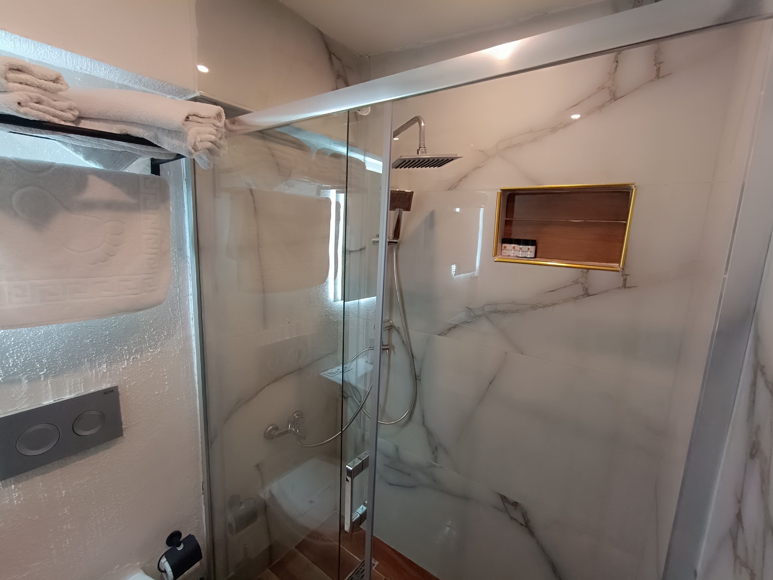 Comfy Otel Antalya Lara