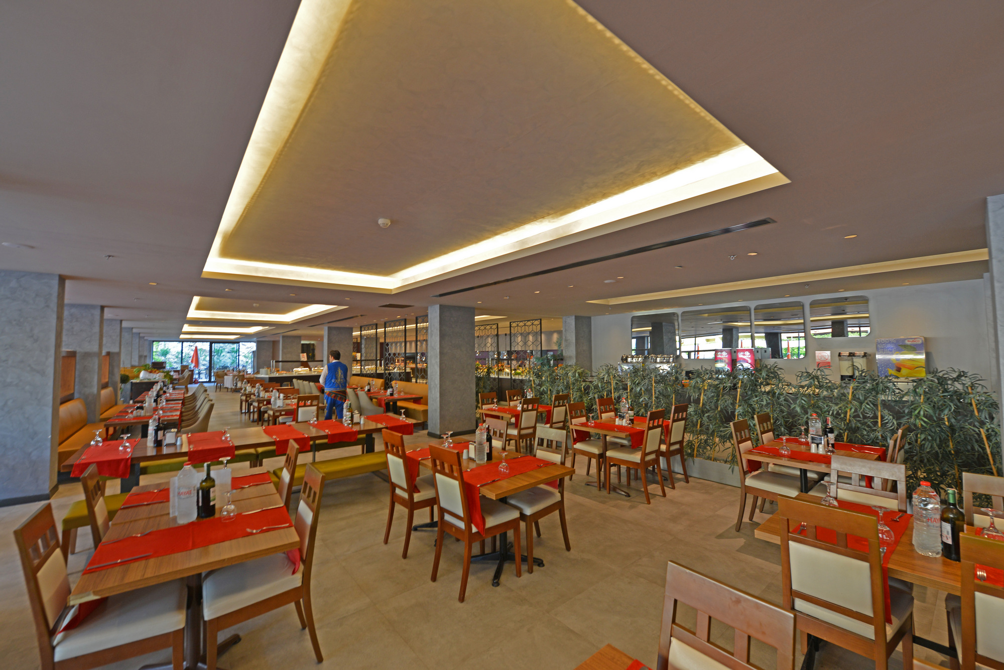Mirage World Hotel