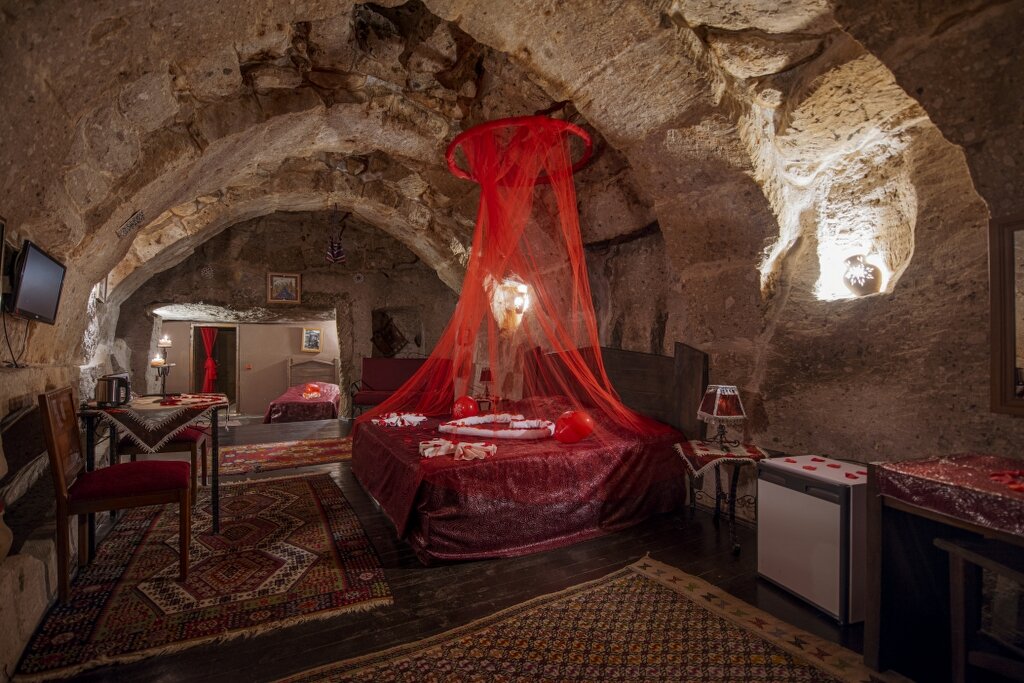 Kapadokya Ihlara Konakları and Caves · 327