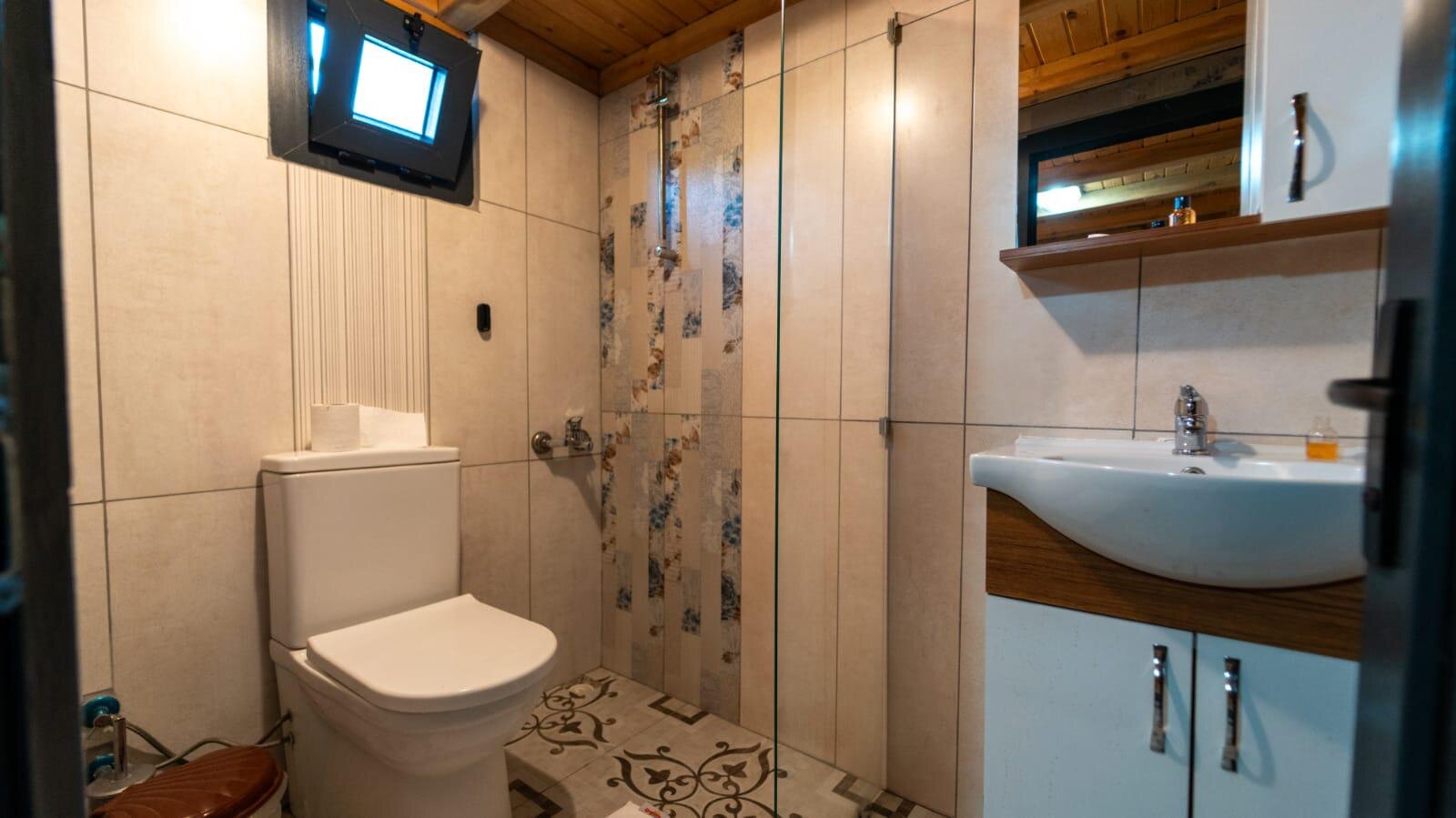 Göl Kenarı Deluxe Bungalov