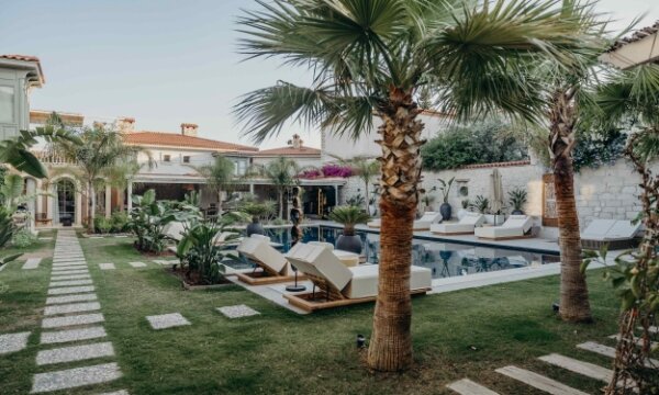 Alaçatı Lotus Bahçe