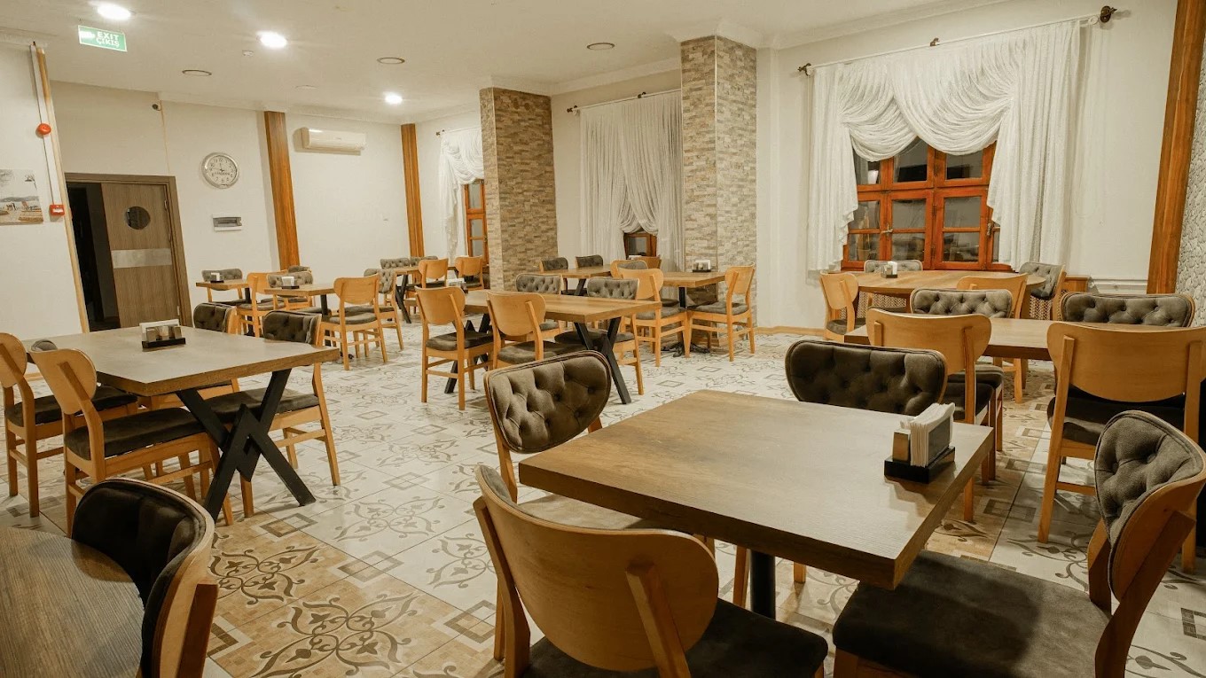 Uz Hotel Premium