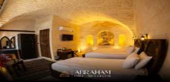 Abraham Otel · 47