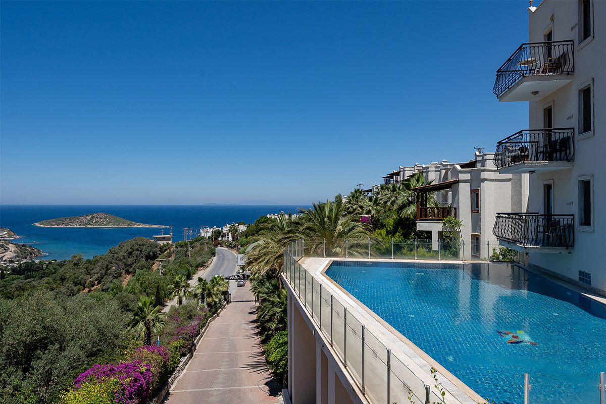 Golden Age Crystal Bodrum