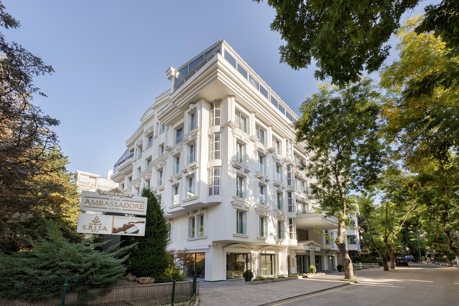 Limak Ambassadore Hotel