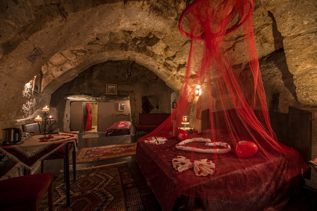 Kapadokya Ihlara Konakları and Caves · 330
