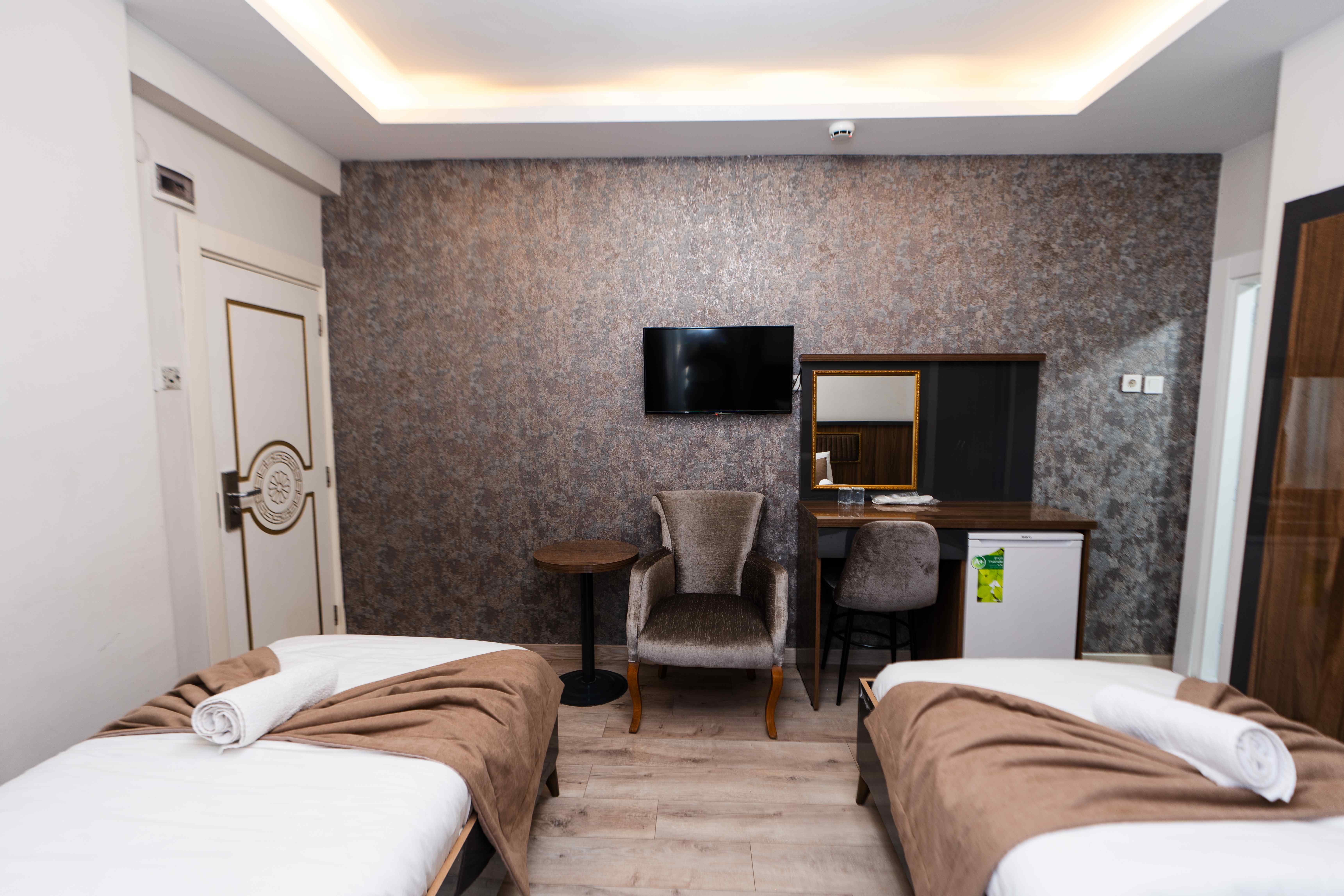 Grand Diamond Hotel · 20