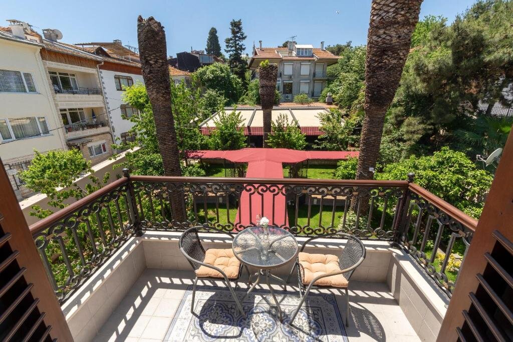 No2 Hotel By Şükrü Büyükada · 8