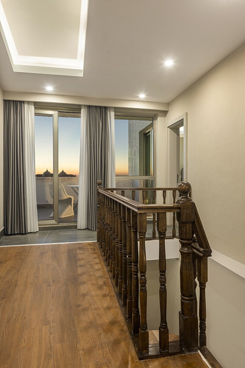 Penthouse Deluxe Duplex Suite
