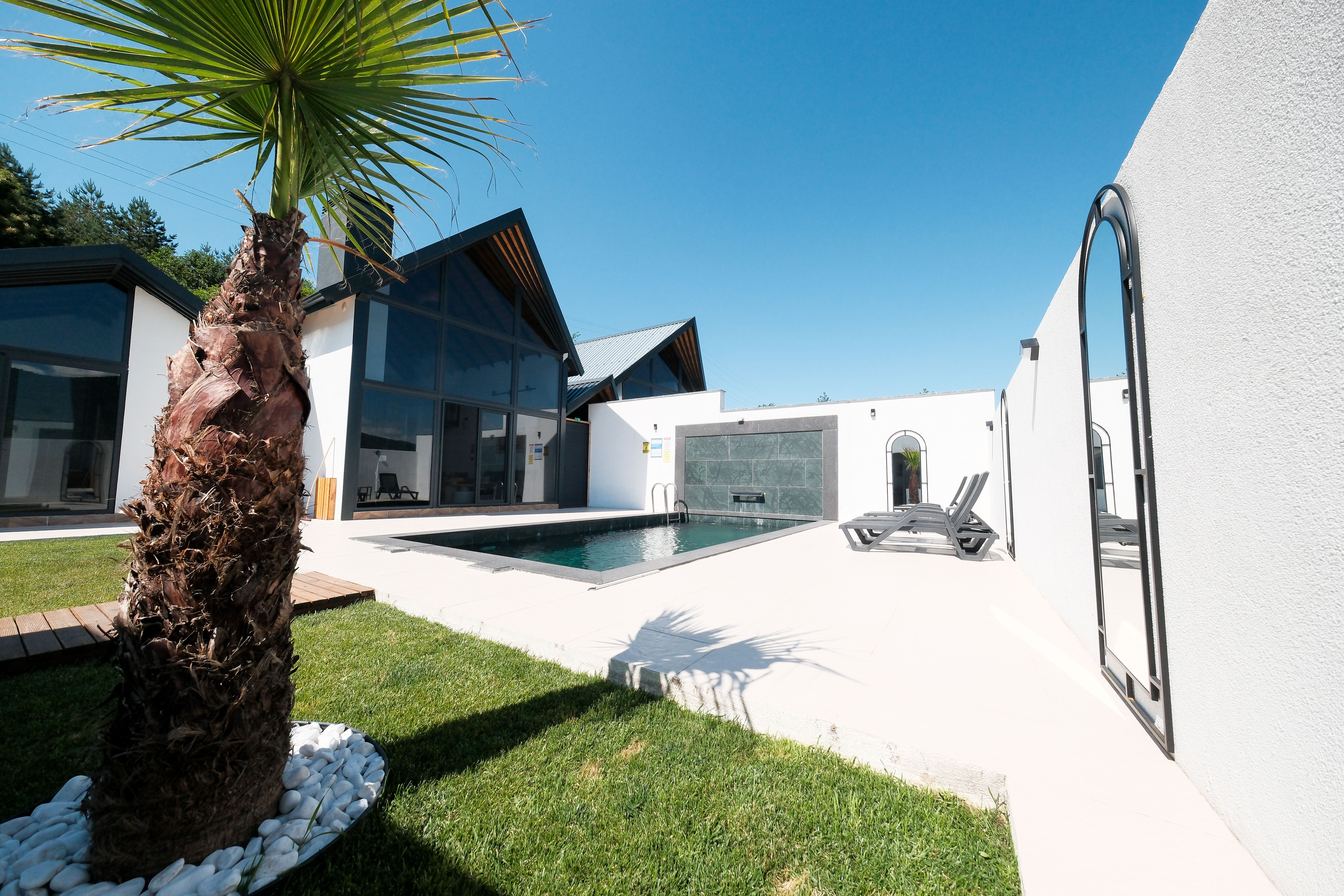 Vina Villa ( 1,2 ) Isıtmalı Havuz, Jakuzi