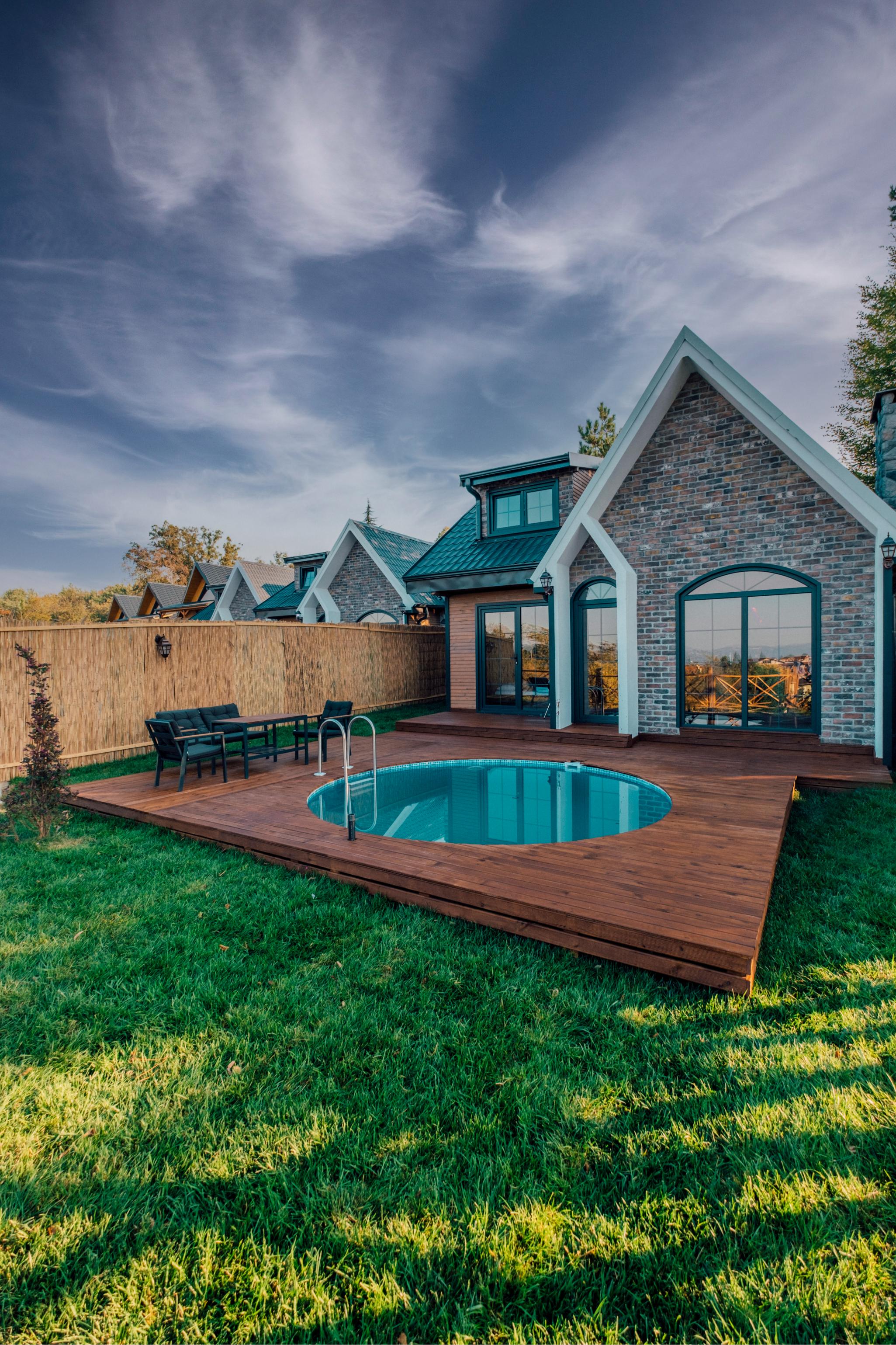 Bungalow Luxury Room