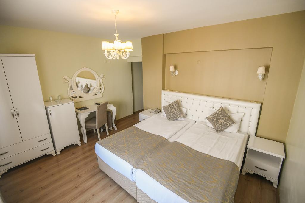 Egas Otel