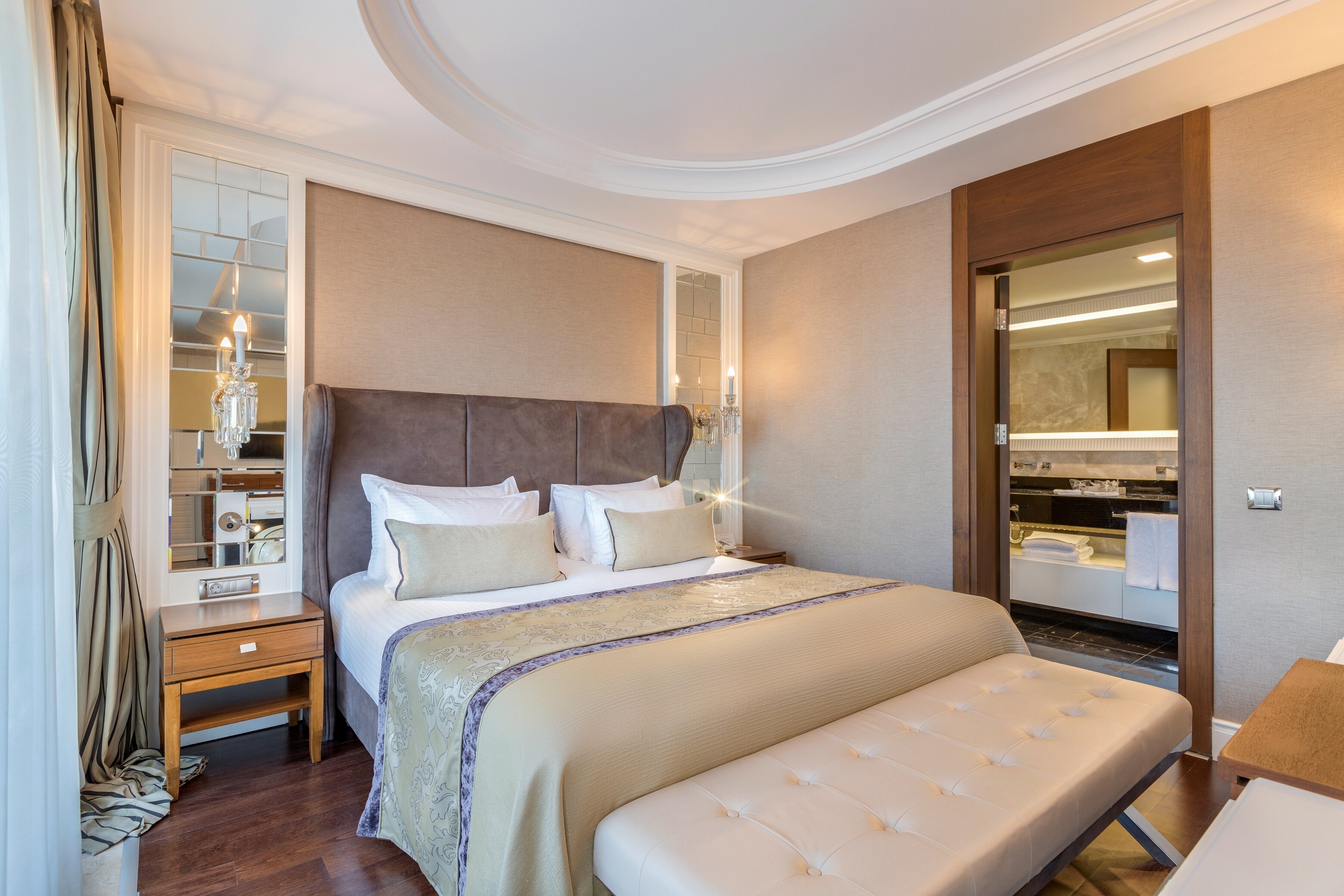 Royal Suite