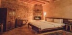Deluxe Cave Suite (Şömineli) Görseli