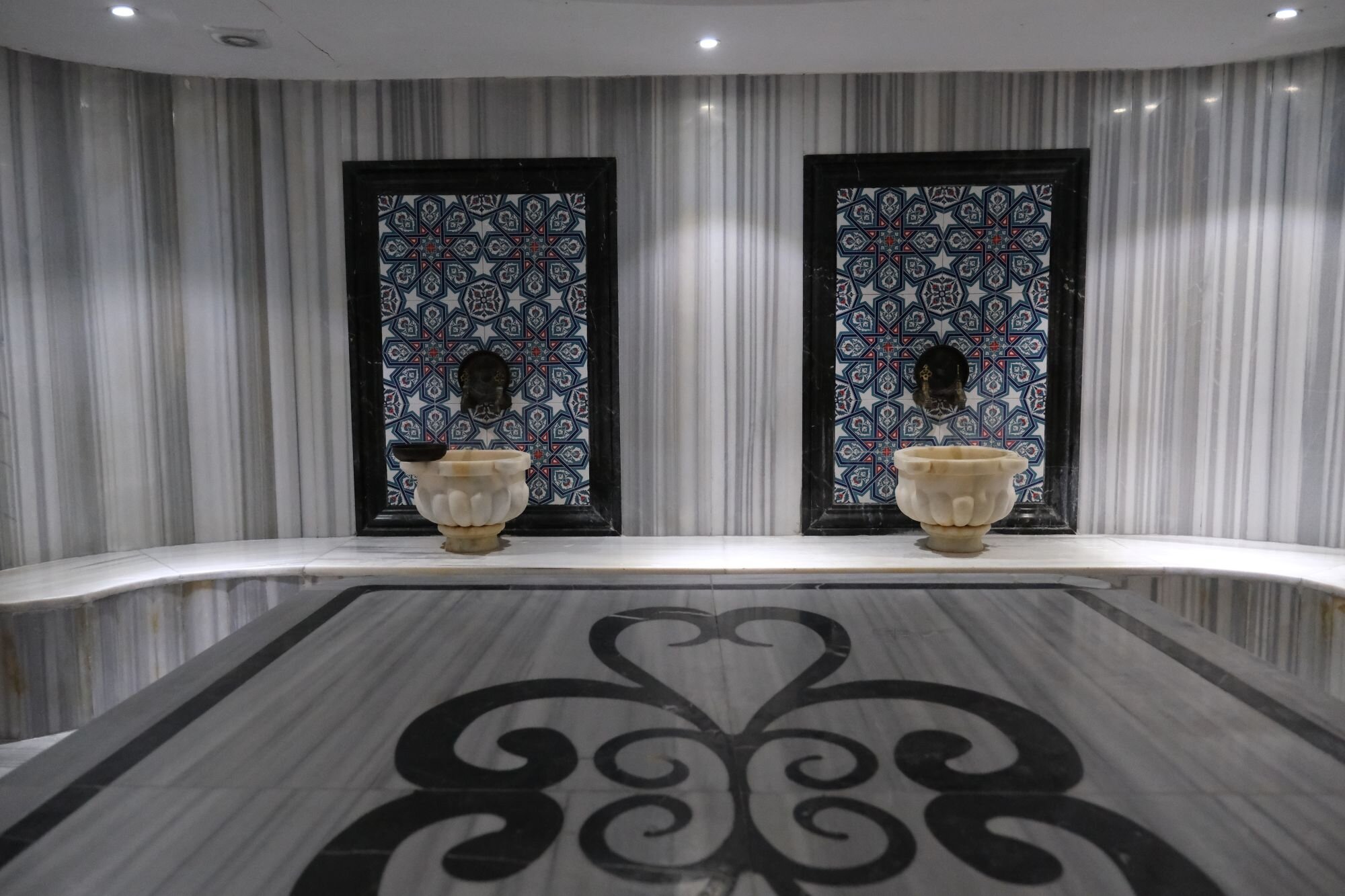 Boris Hotel · 38