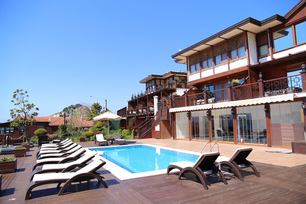 Phellos Suites Boutique Hotel