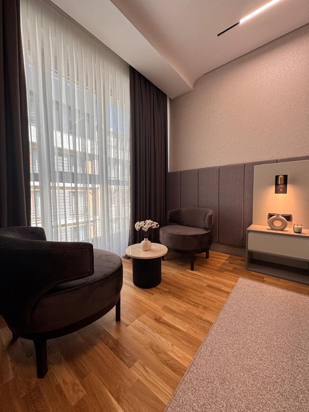Büyük Yataklı Deluxe French Room
