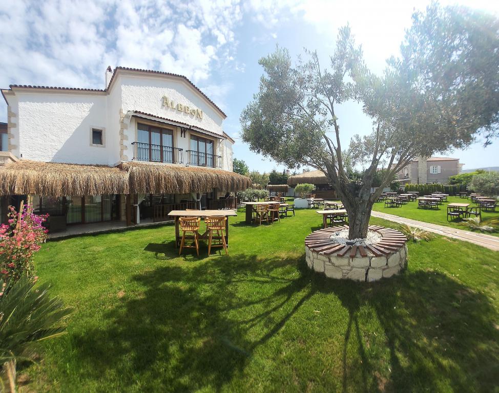 Albeon Alaçatı