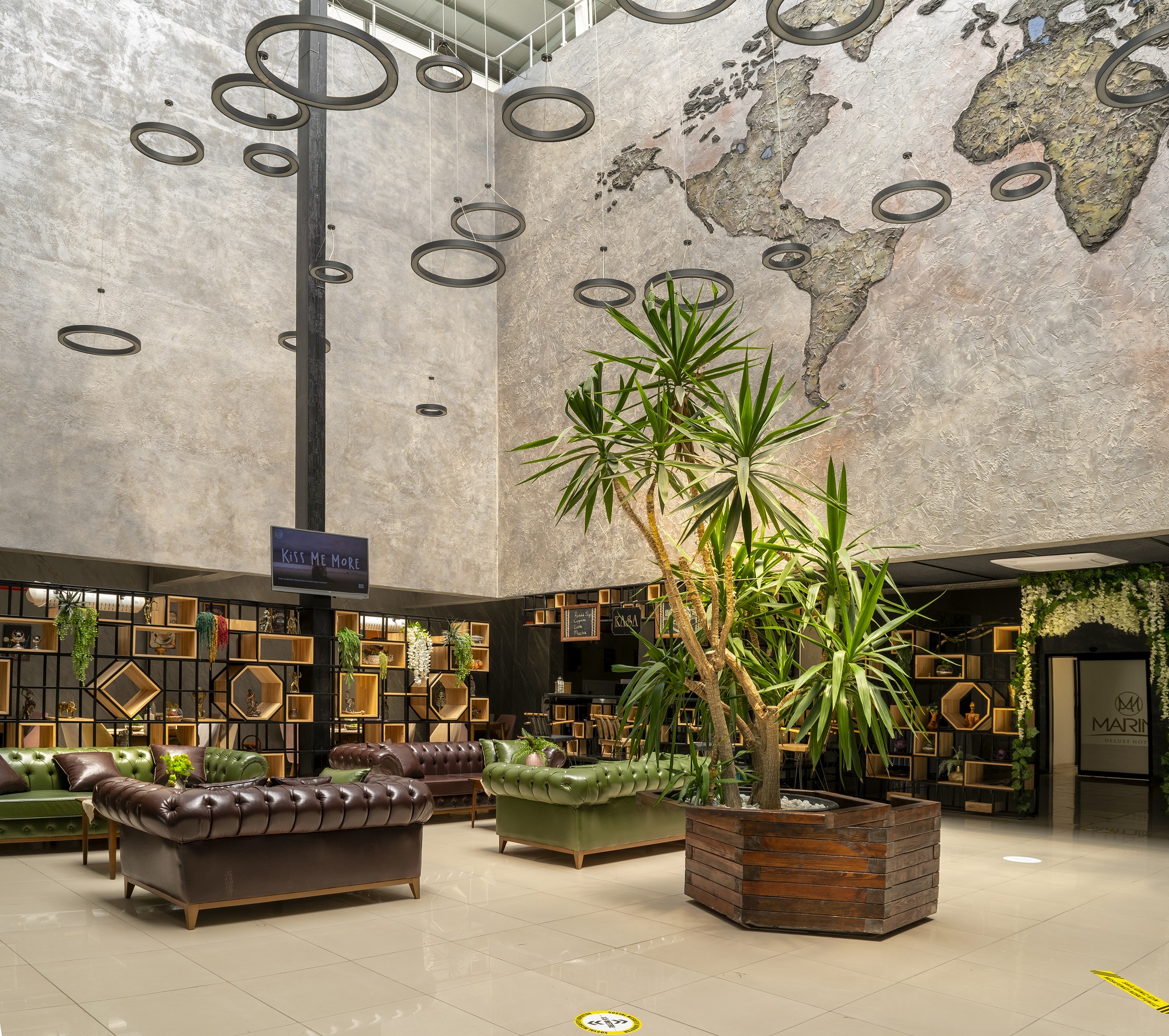 Marinn Deluxe Hotel