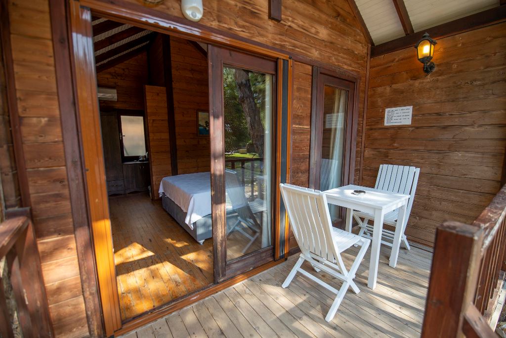 Sea Valley Lodge