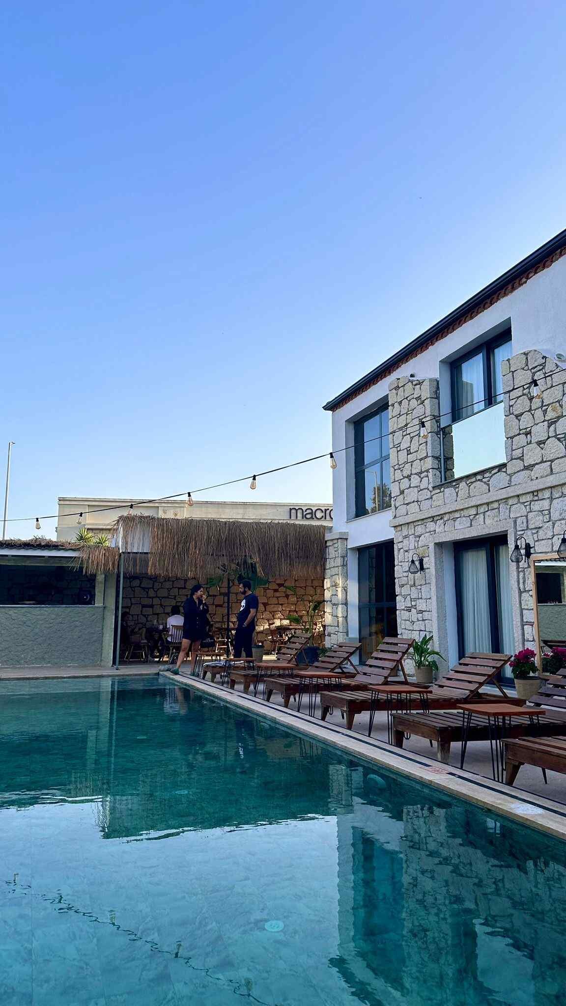 Trina Talles Alaçatı Butik Otel