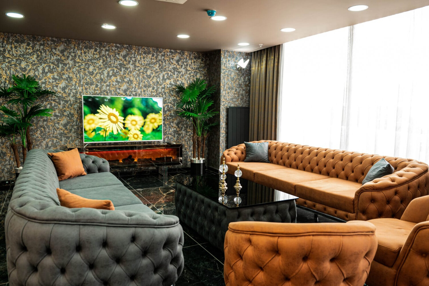 Asgard Hotel · 20