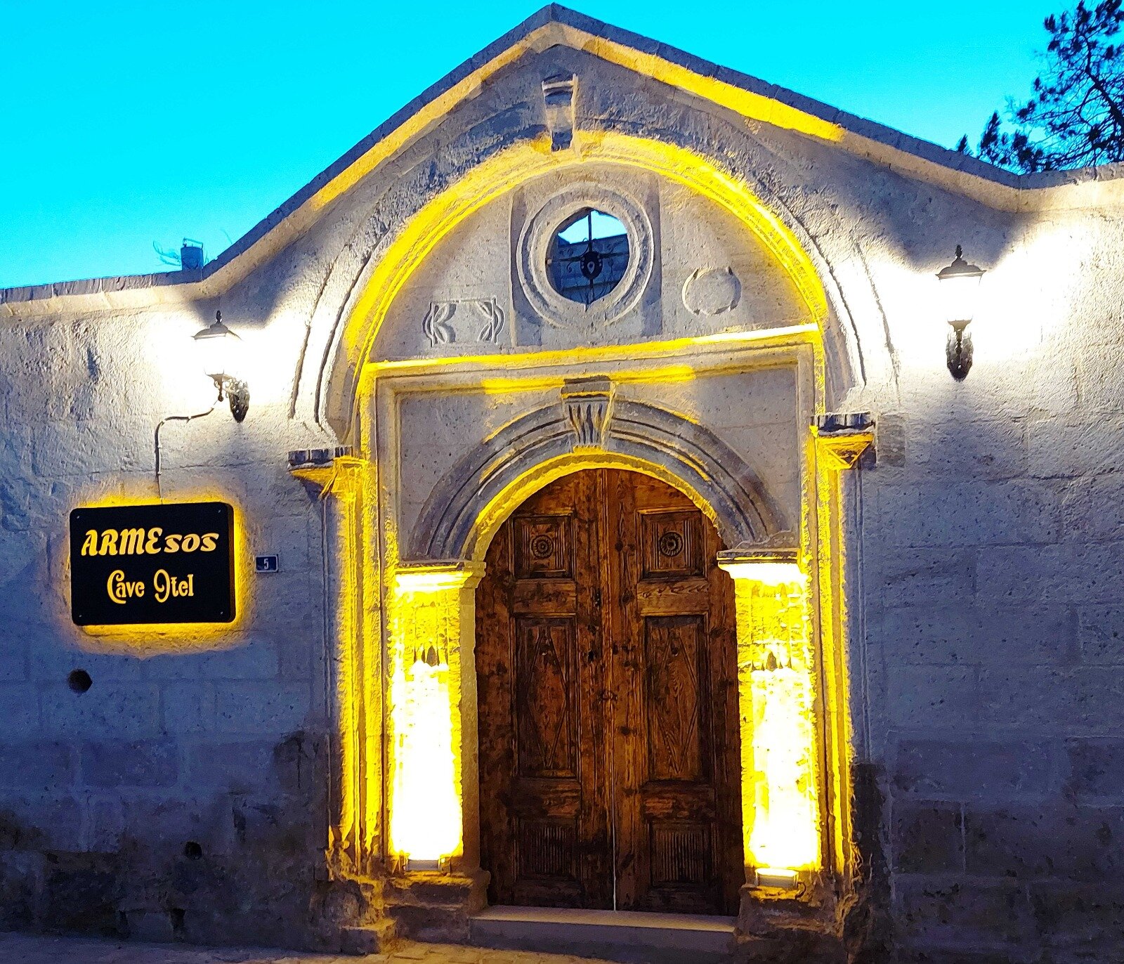 Armesos Cave Hotel · 67
