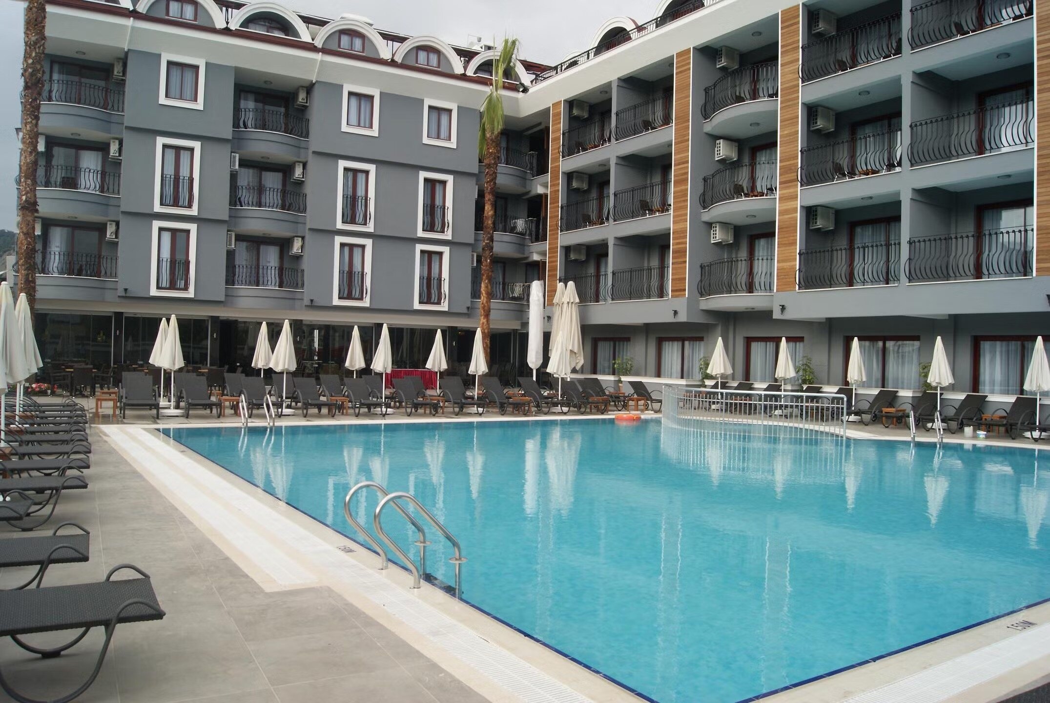 Club Viva Hotel Rezervasyon